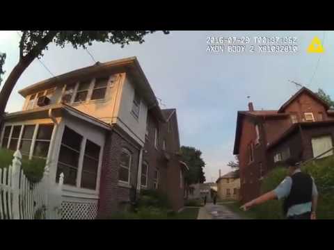 Bodycam from Chicago Police in Paul ONeal Shooting 1