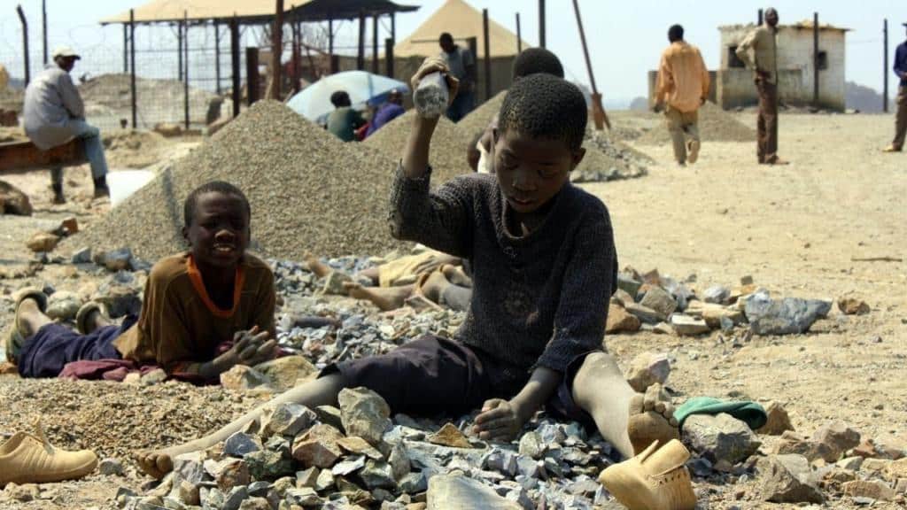 Congolese Children Used To Extract Cobalt For Cell Phones, Laptops & Tablets 1